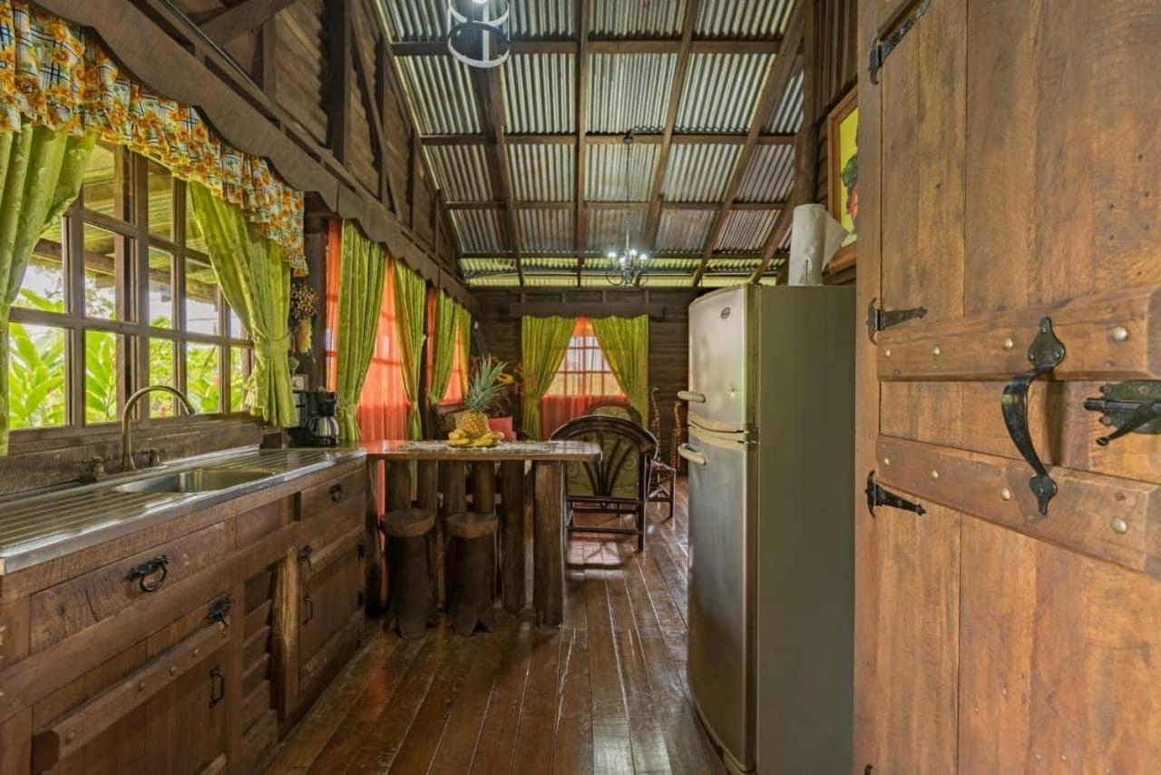 Cabanas Montanas Del Tenorio Rio Celeste Eksteriør bilde